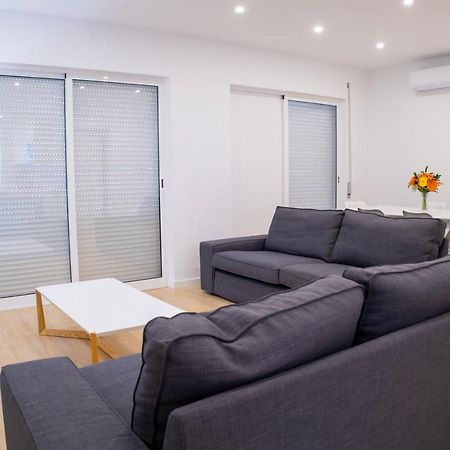Casa Sim Apartment ลากอส ภายนอก รูปภาพ