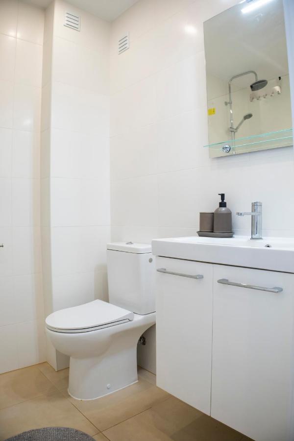 Casa Sim Apartment ลากอส ภายนอก รูปภาพ